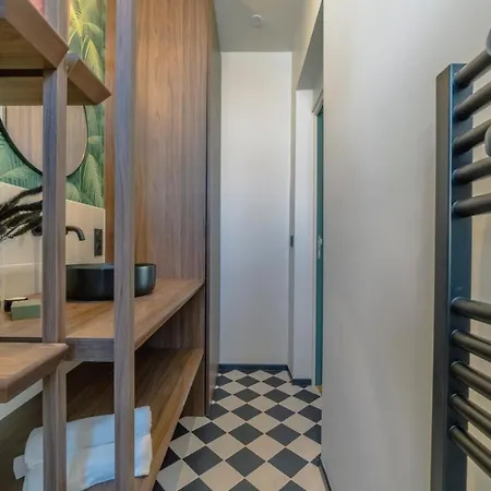 Papagayo, Halles Et Cote Des Basques * ביאריץ