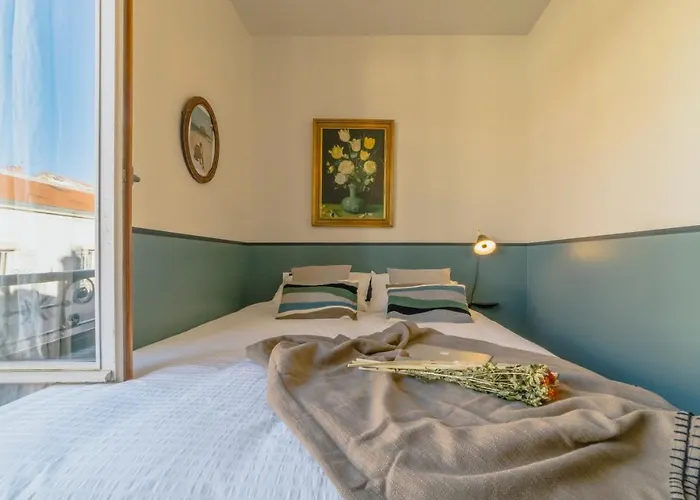 Papagayo, Halles Et Cote Des Basques Appartement